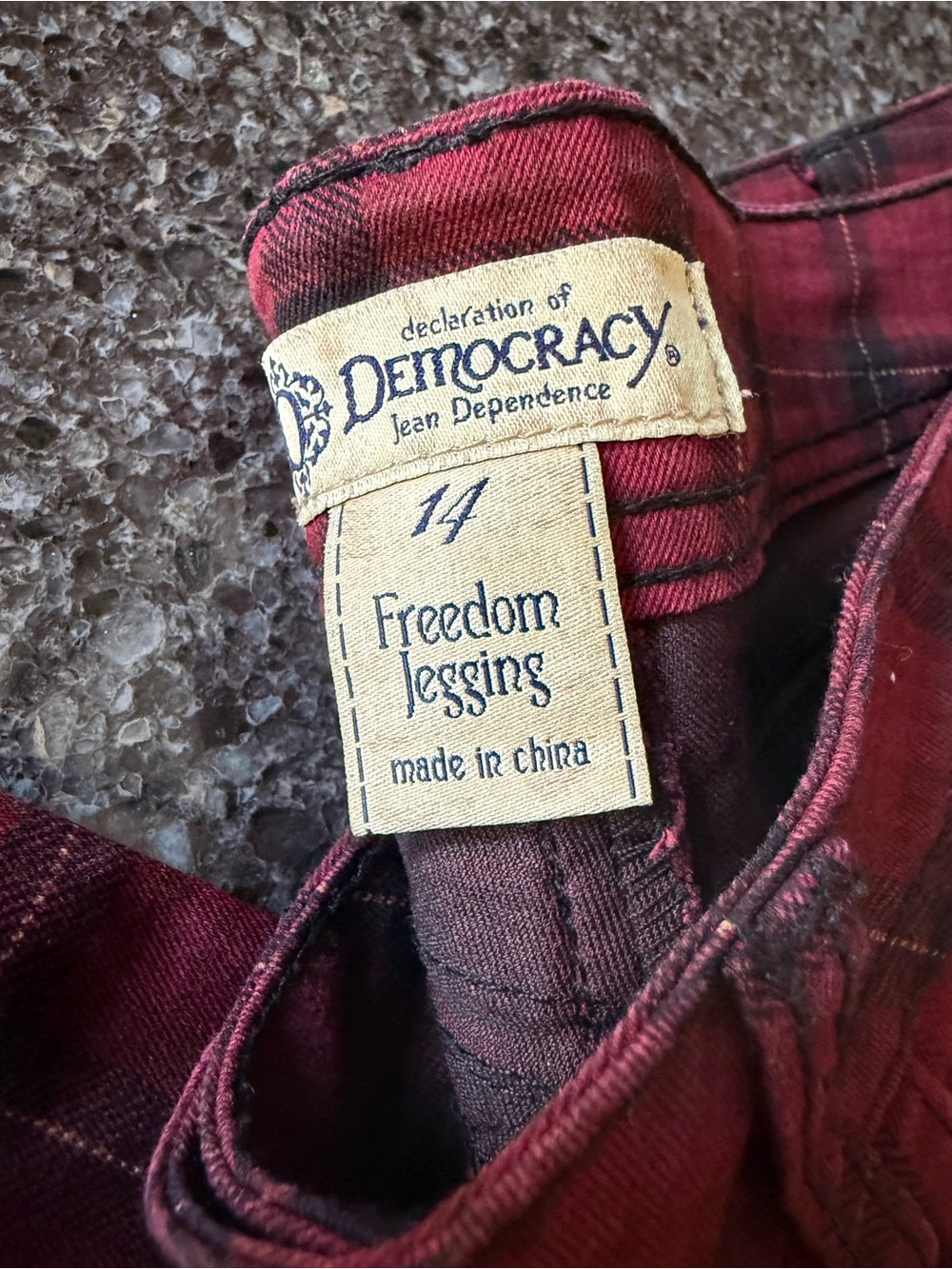 NWOT Democracy Women’s Red Plaid Pants - Casual Slim Fit 14 - Picture 3 of 5